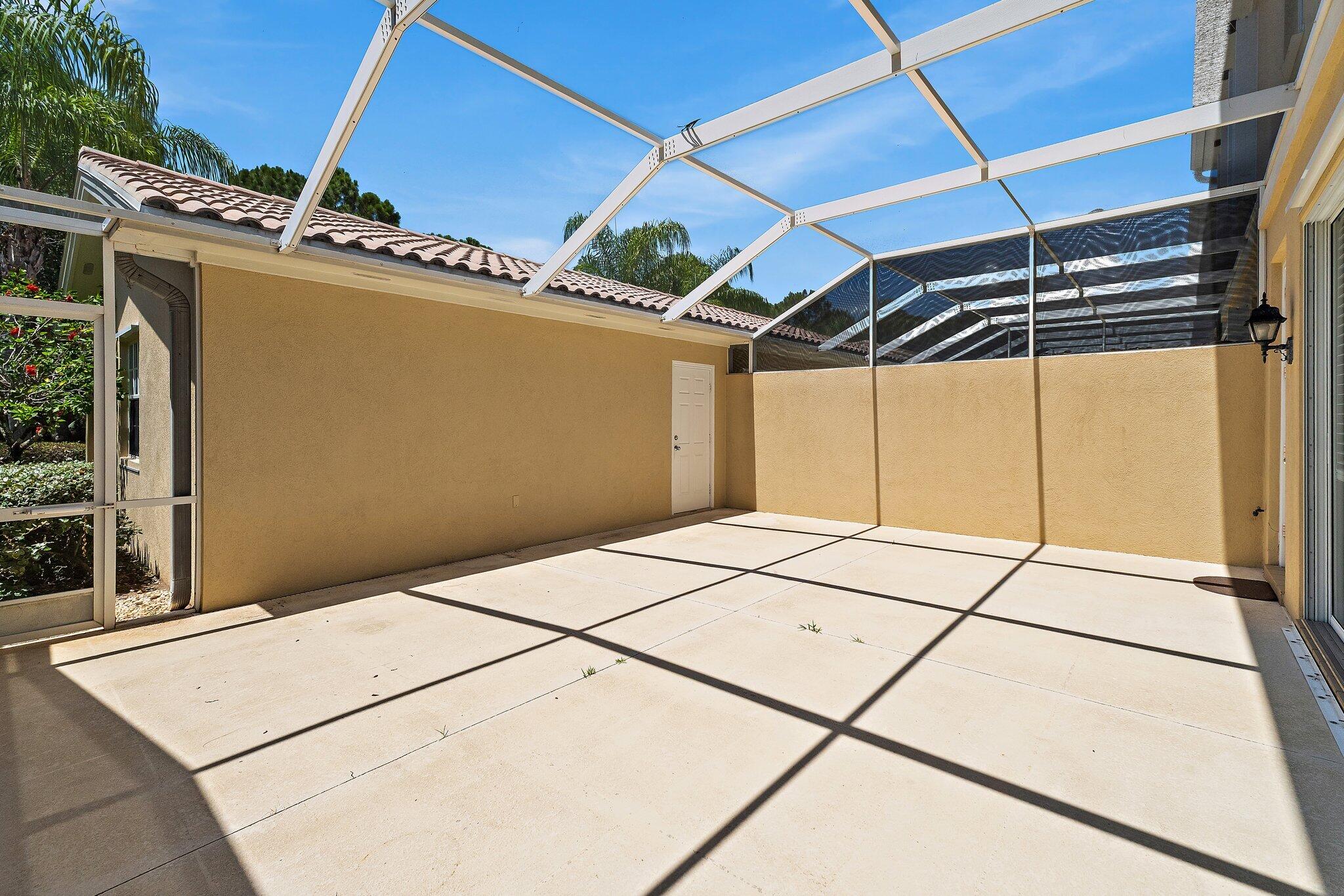 MAGNOLIA BAY - Residential Lease