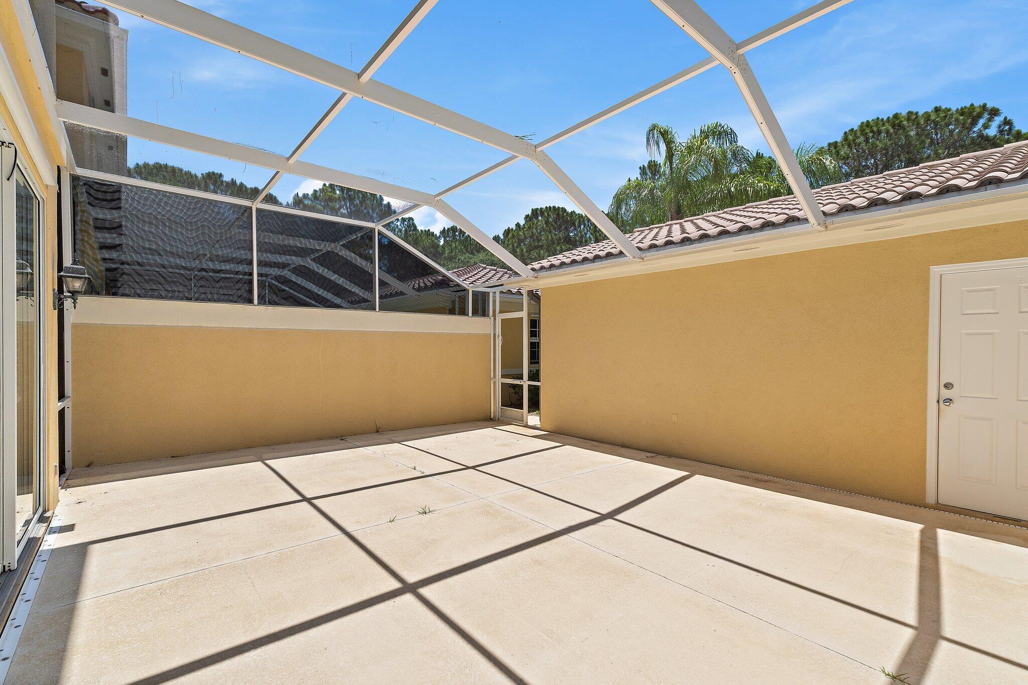 MAGNOLIA BAY - Residential Lease
