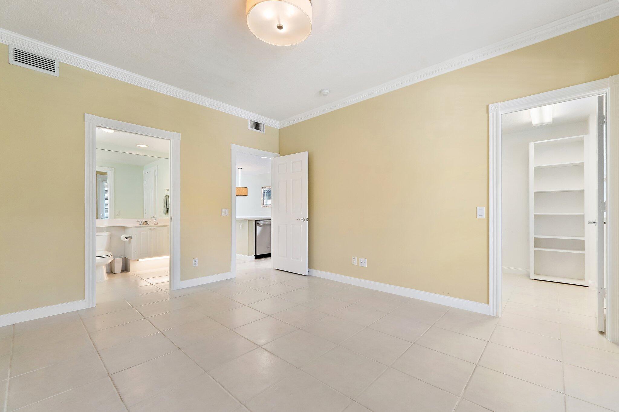MAGNOLIA BAY - Residential Lease