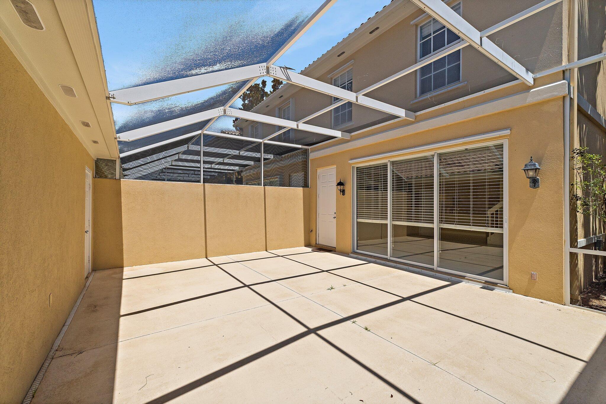 MAGNOLIA BAY - Residential Lease