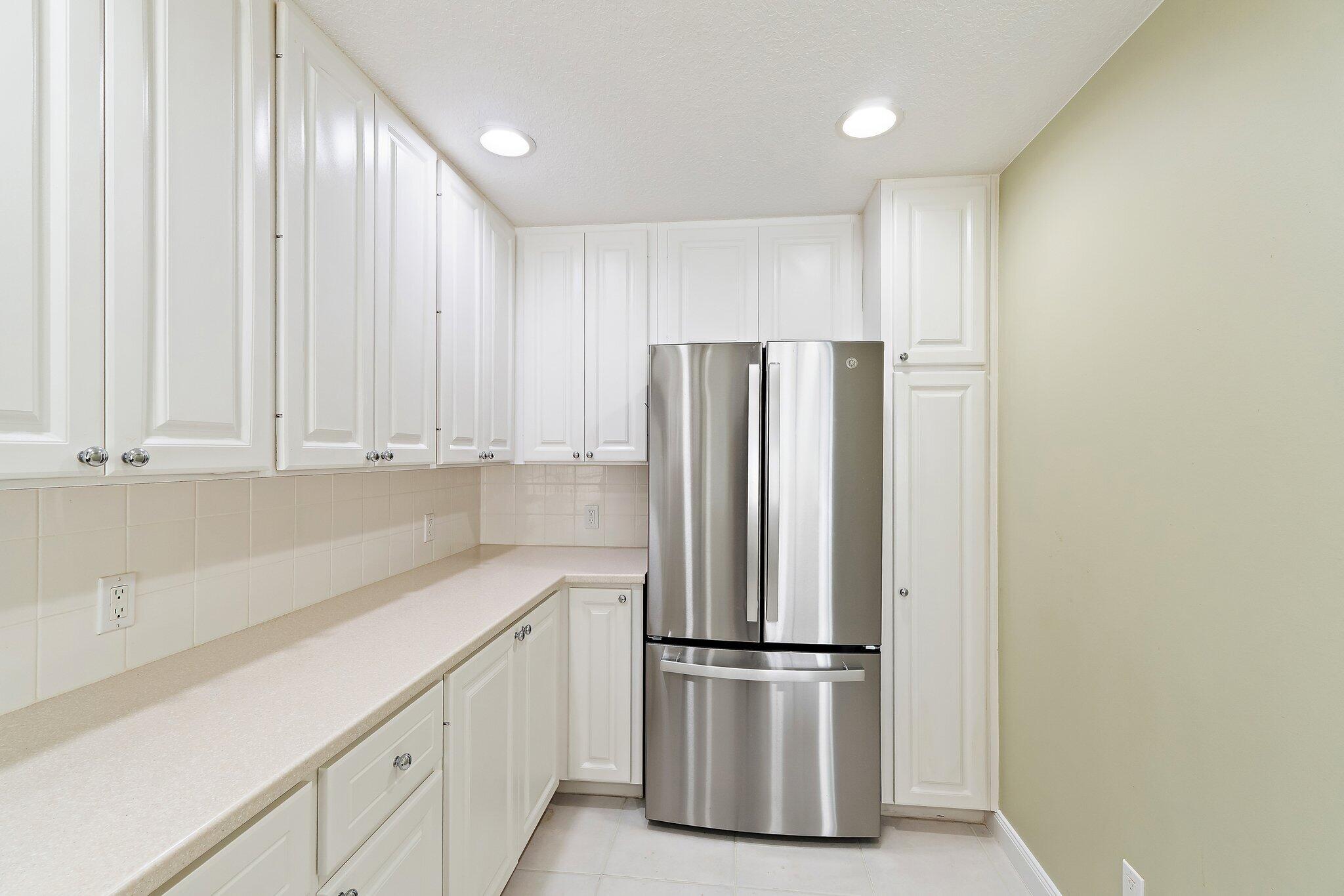 MAGNOLIA BAY - Residential Lease