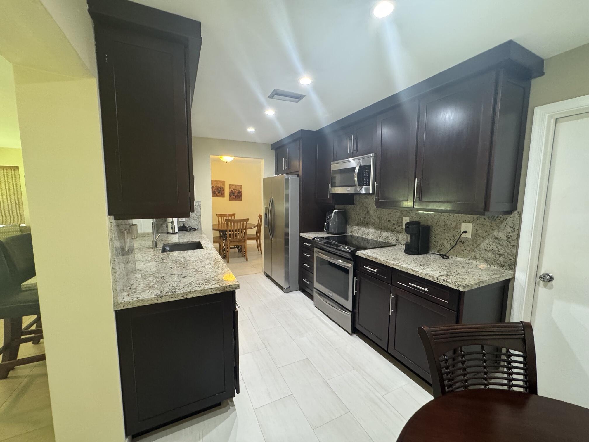 TAMARAC LAKES SOUTH - Residential