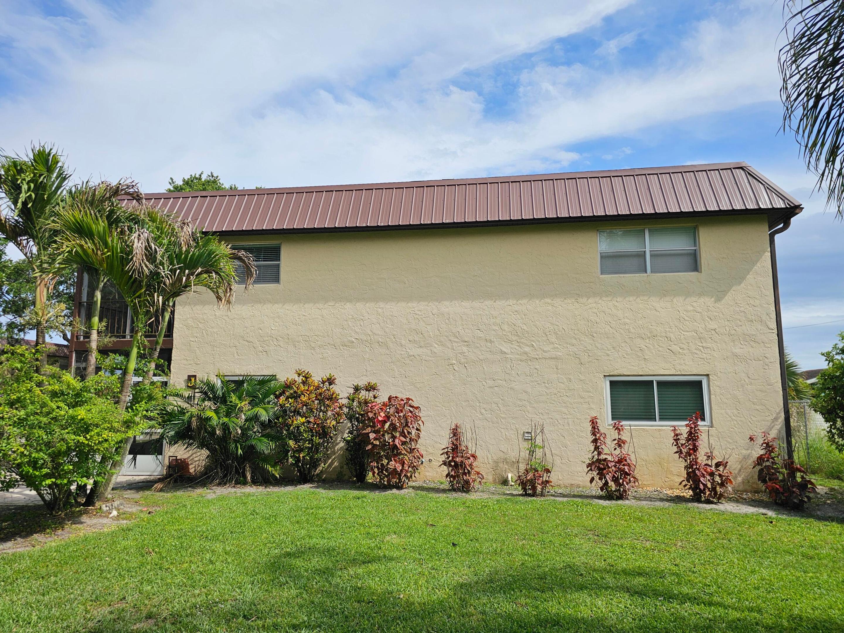 TAYLOR CREEK CONDOMINIUMS - Residential