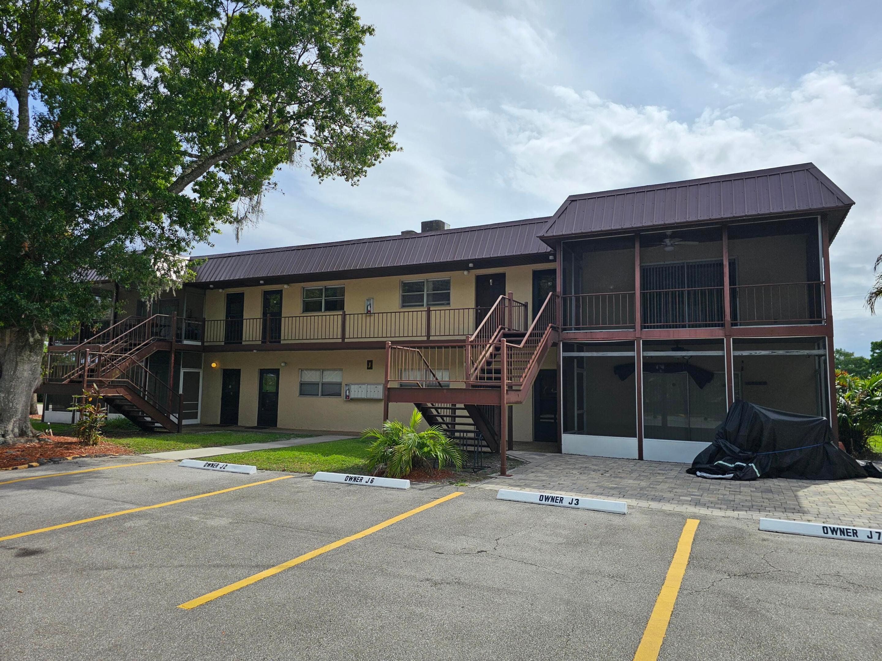 TAYLOR CREEK CONDOMINIUMS - Residential