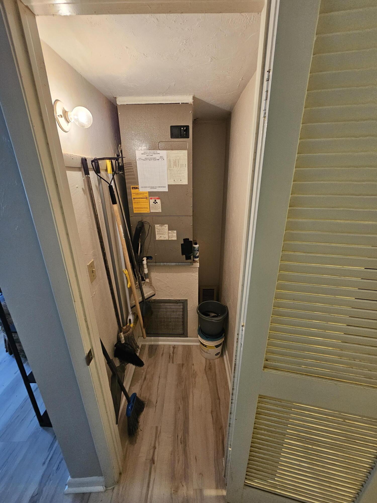 TAYLOR CREEK CONDOMINIUMS - Residential