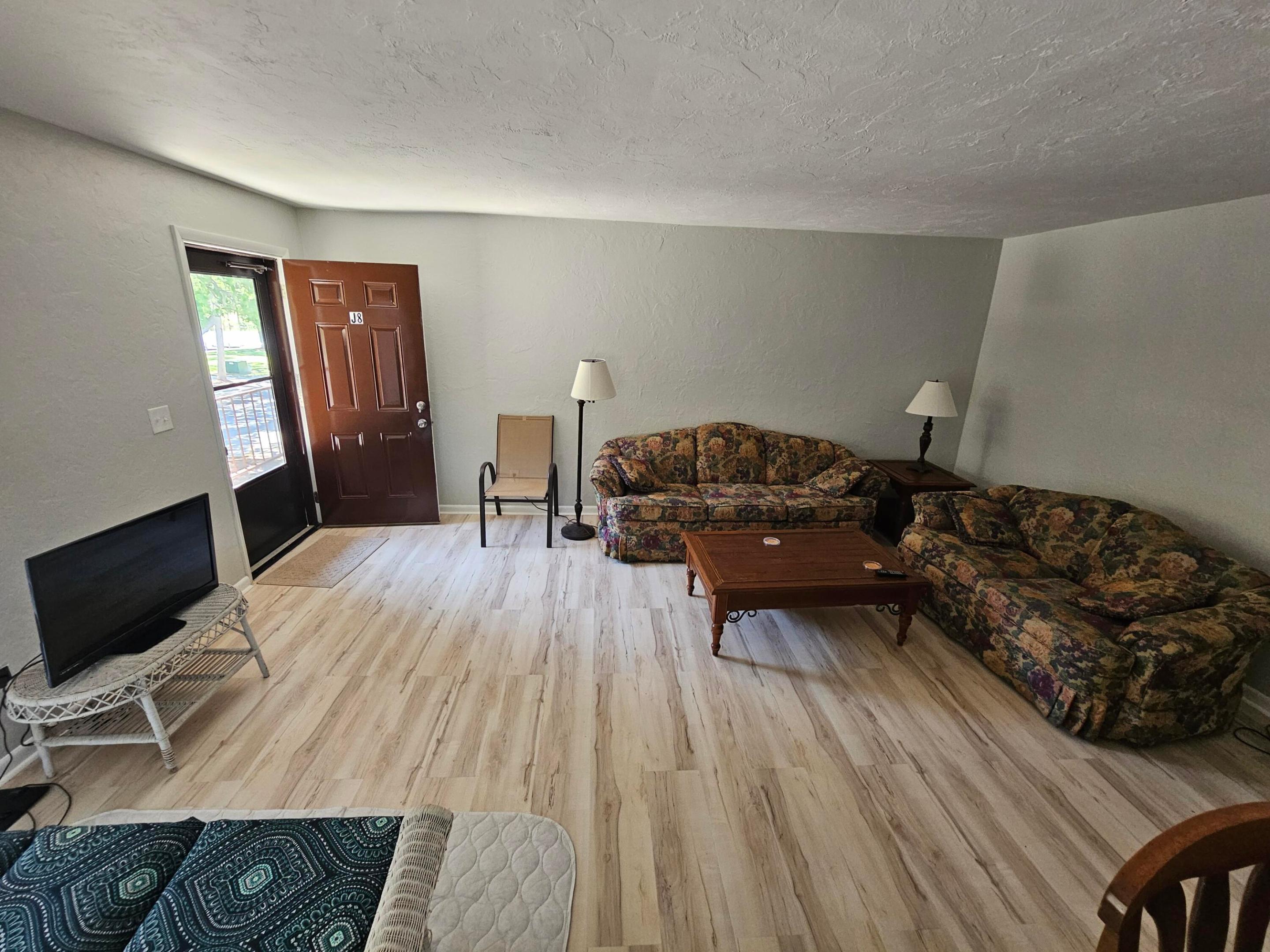 TAYLOR CREEK CONDOMINIUMS - Residential