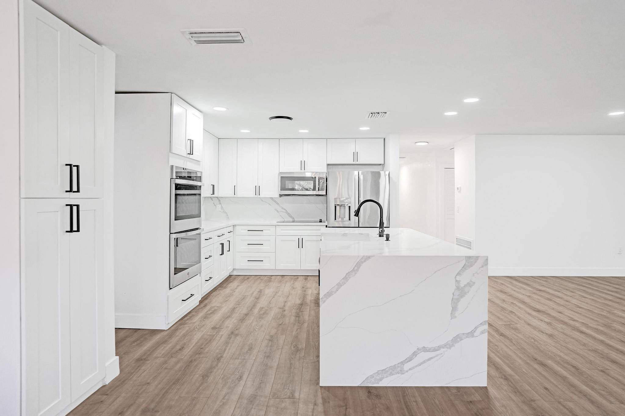 Plantation 23-28 D - Residential