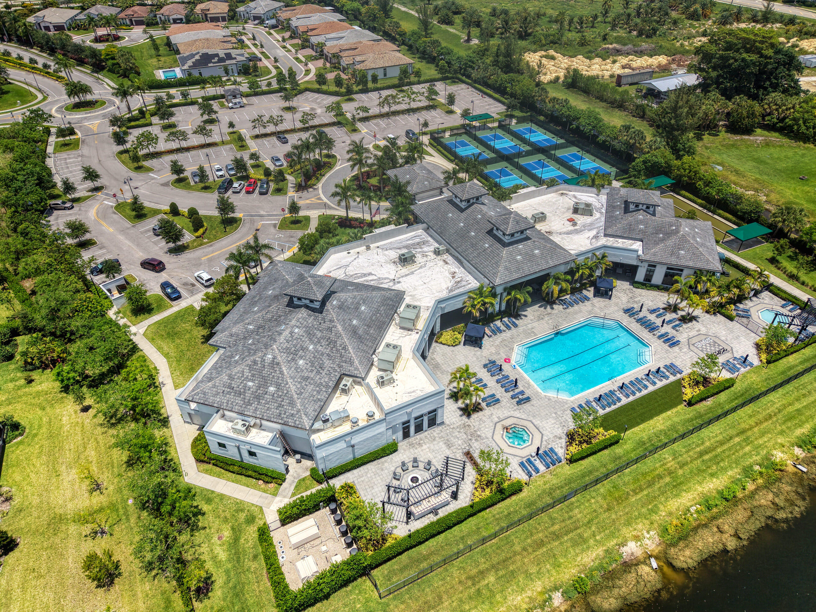 MCJUNKIN FARMS PLAT - Residential