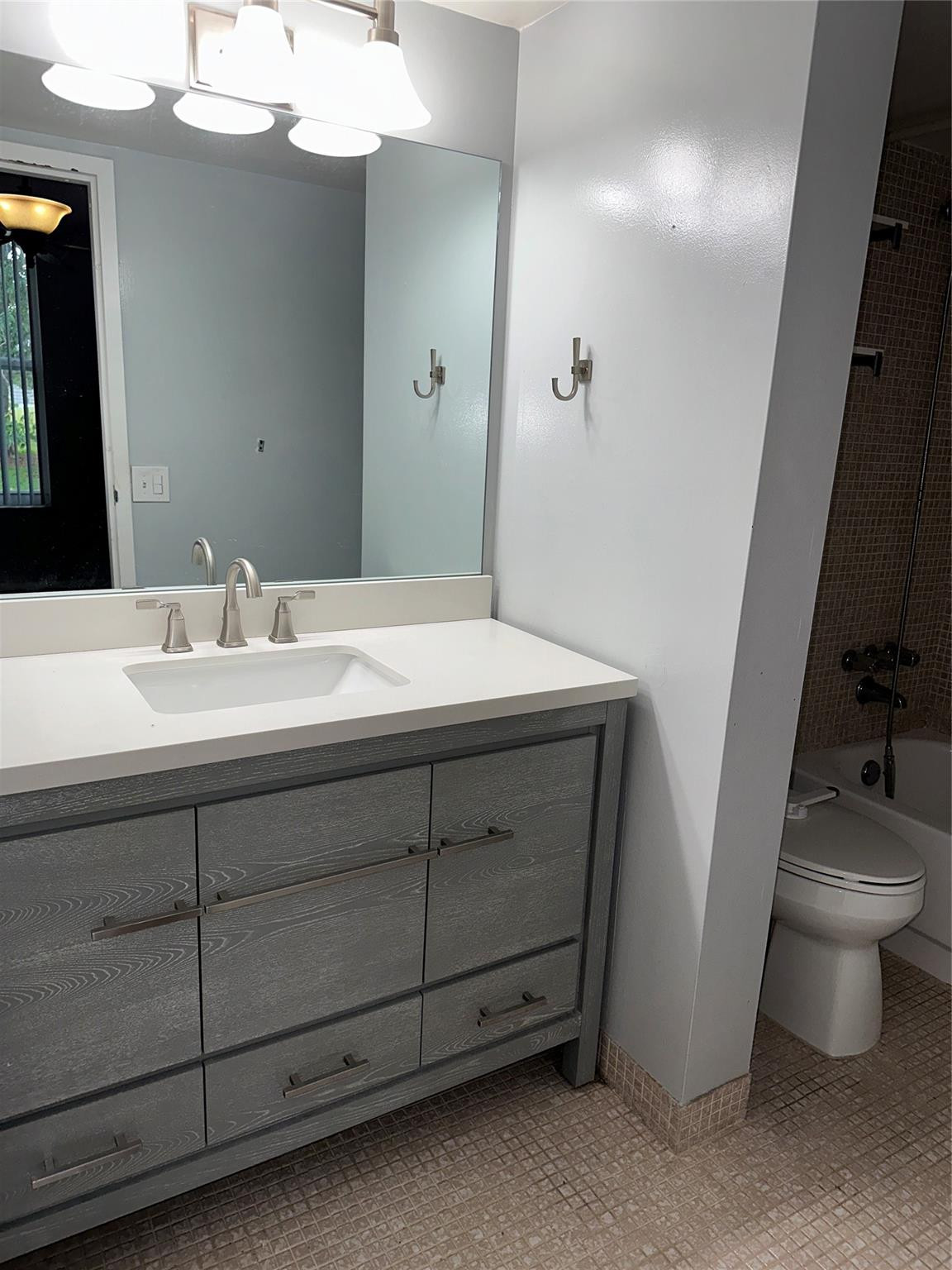 Sands Point Condo IV - Residential Lease