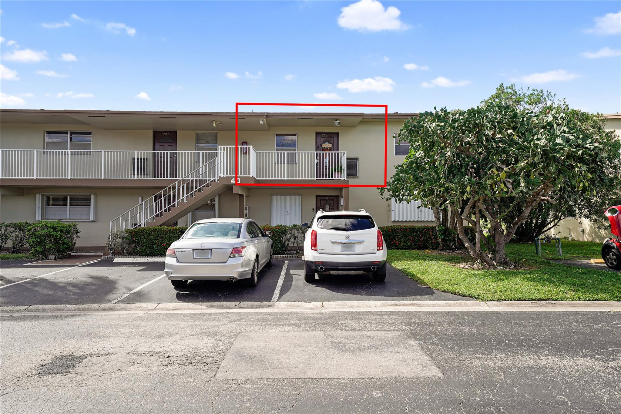 ORIOLE GARDENS TWO 40 CONDO - Residential