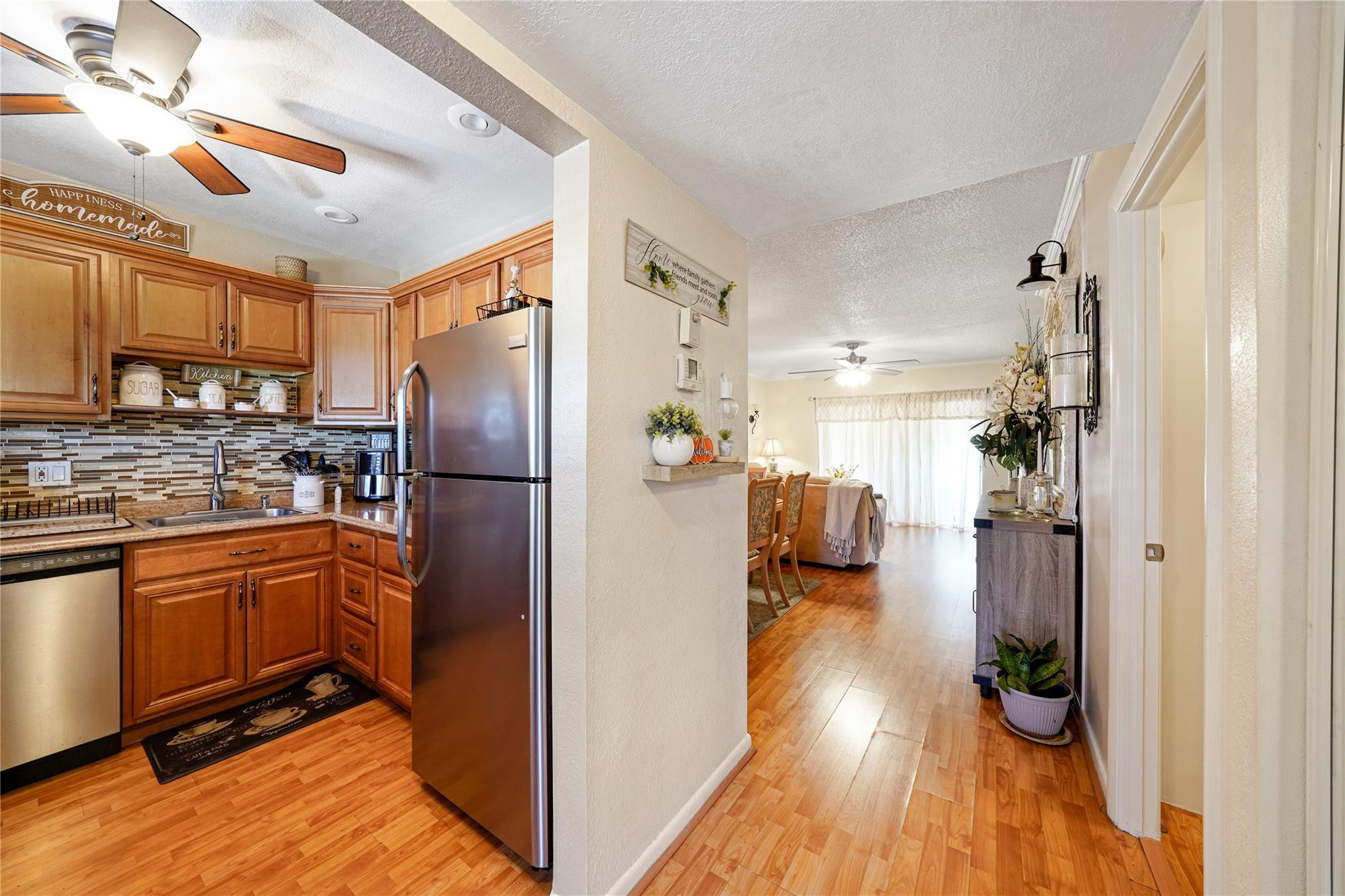 ORIOLE GARDENS TWO 40 CONDO - Residential