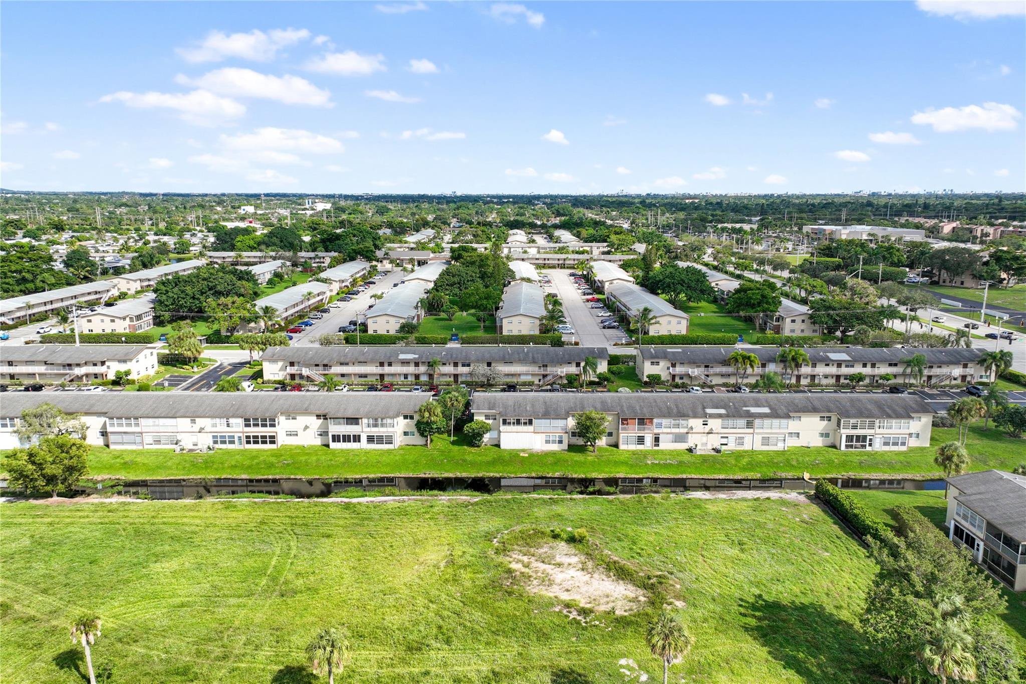 ORIOLE GARDENS TWO 40 CONDO - Residential