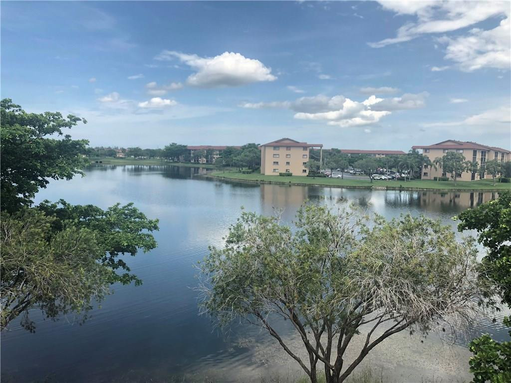 SUFFOLK AT CENTURY VILLAGE - Residential Lease