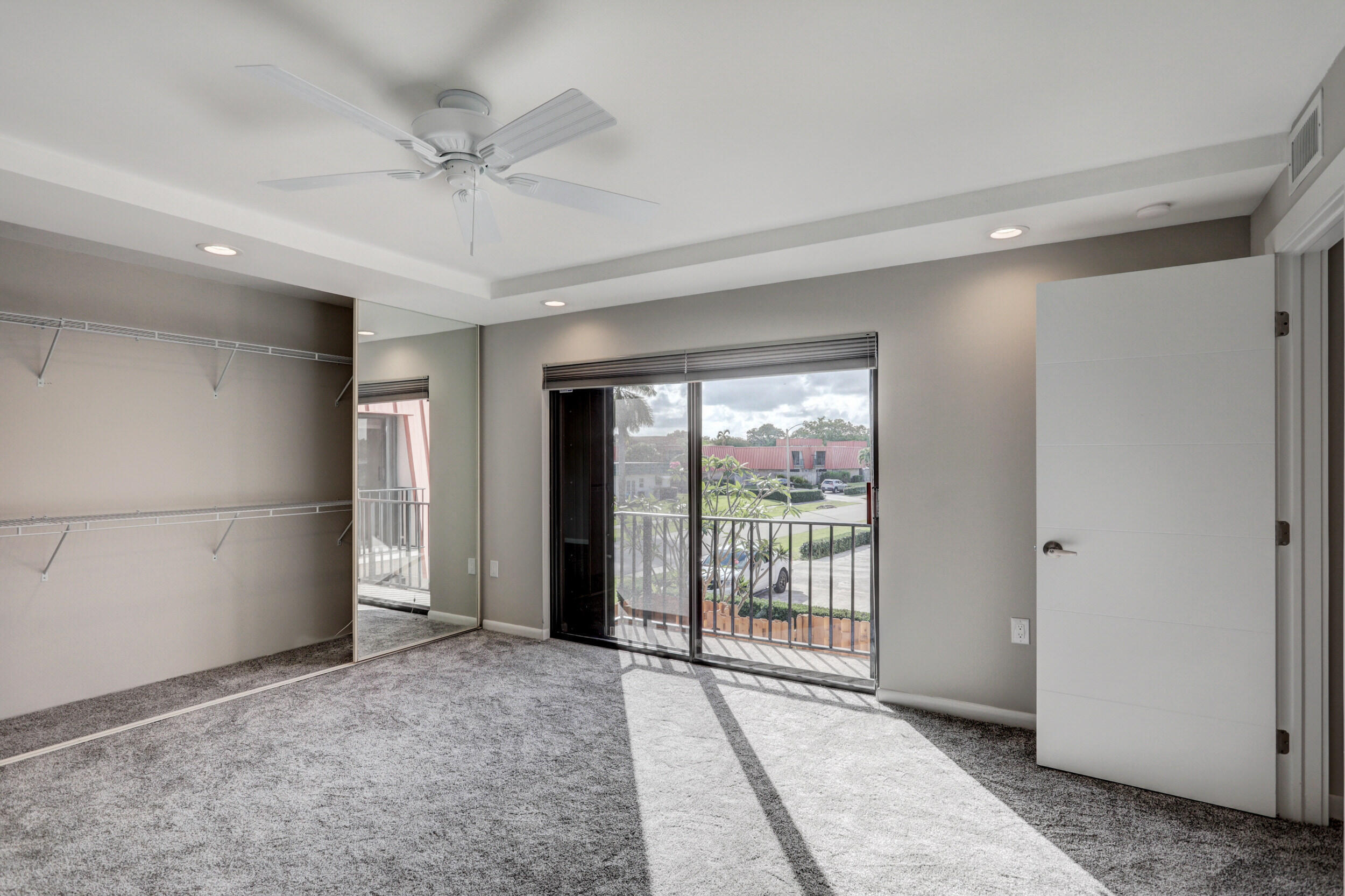 MERIDIAN PARK - Residential