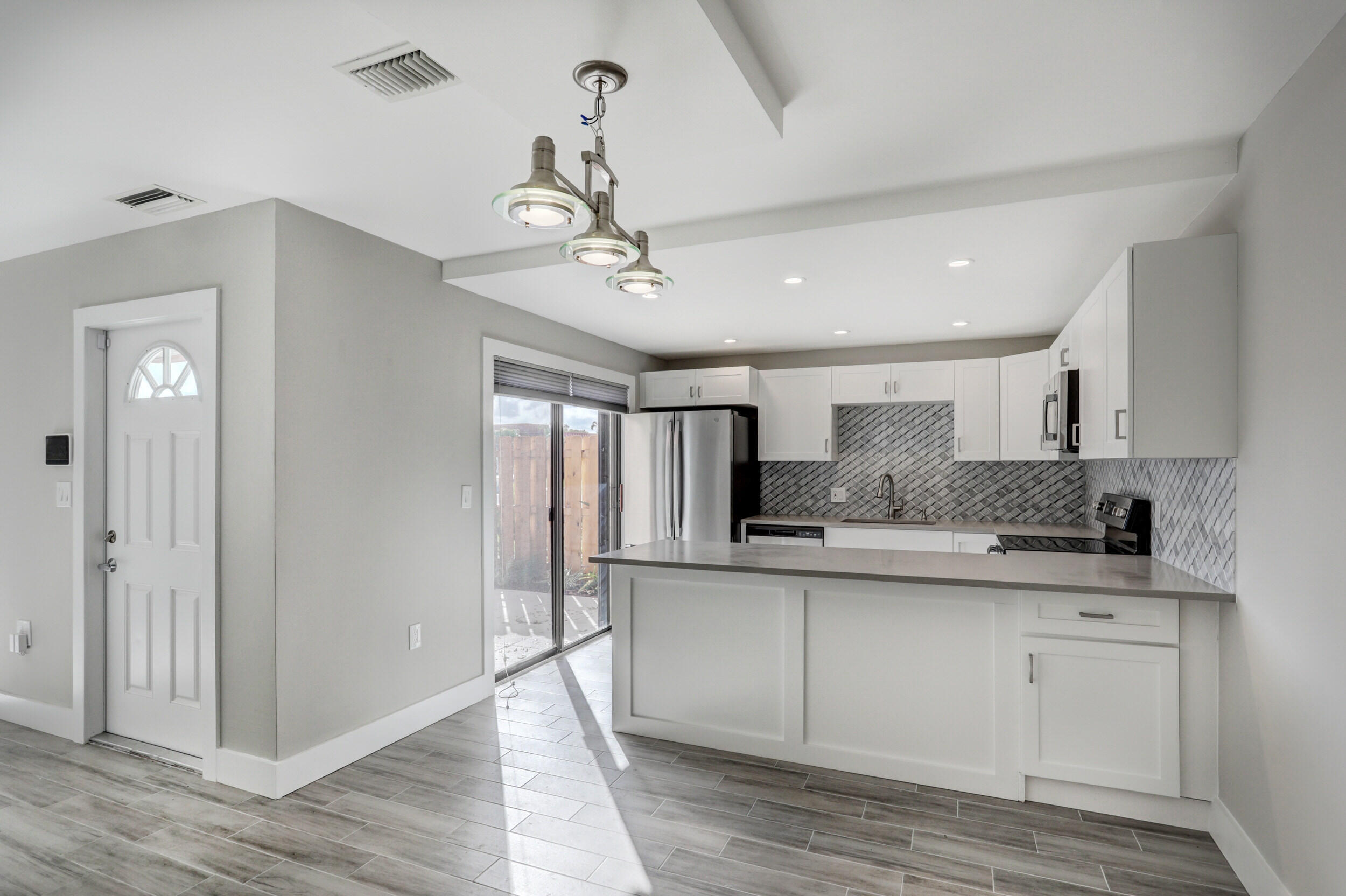 MERIDIAN PARK - Residential