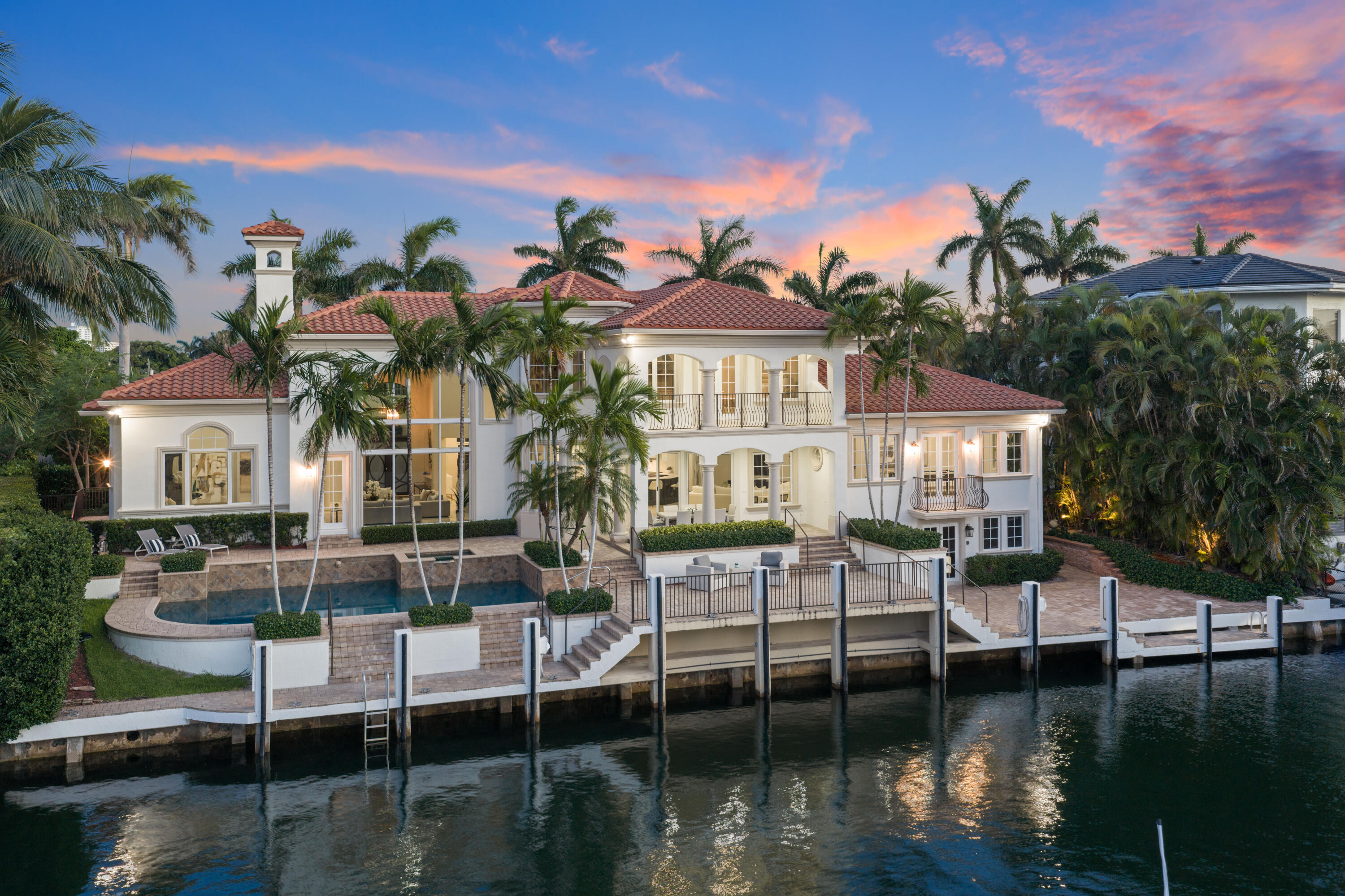 SUN AND SURF CLUB COMMUNITY - Residential