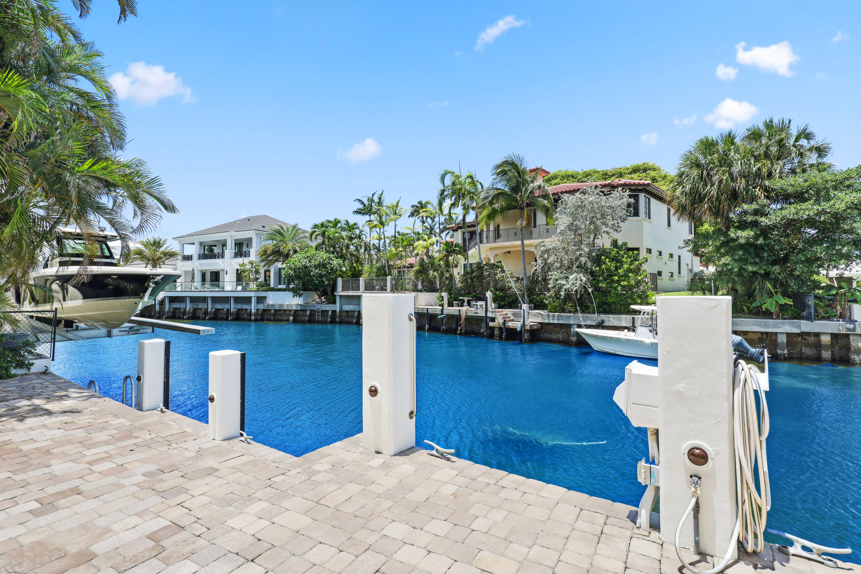 SUN AND SURF CLUB COMMUNITY - Residential