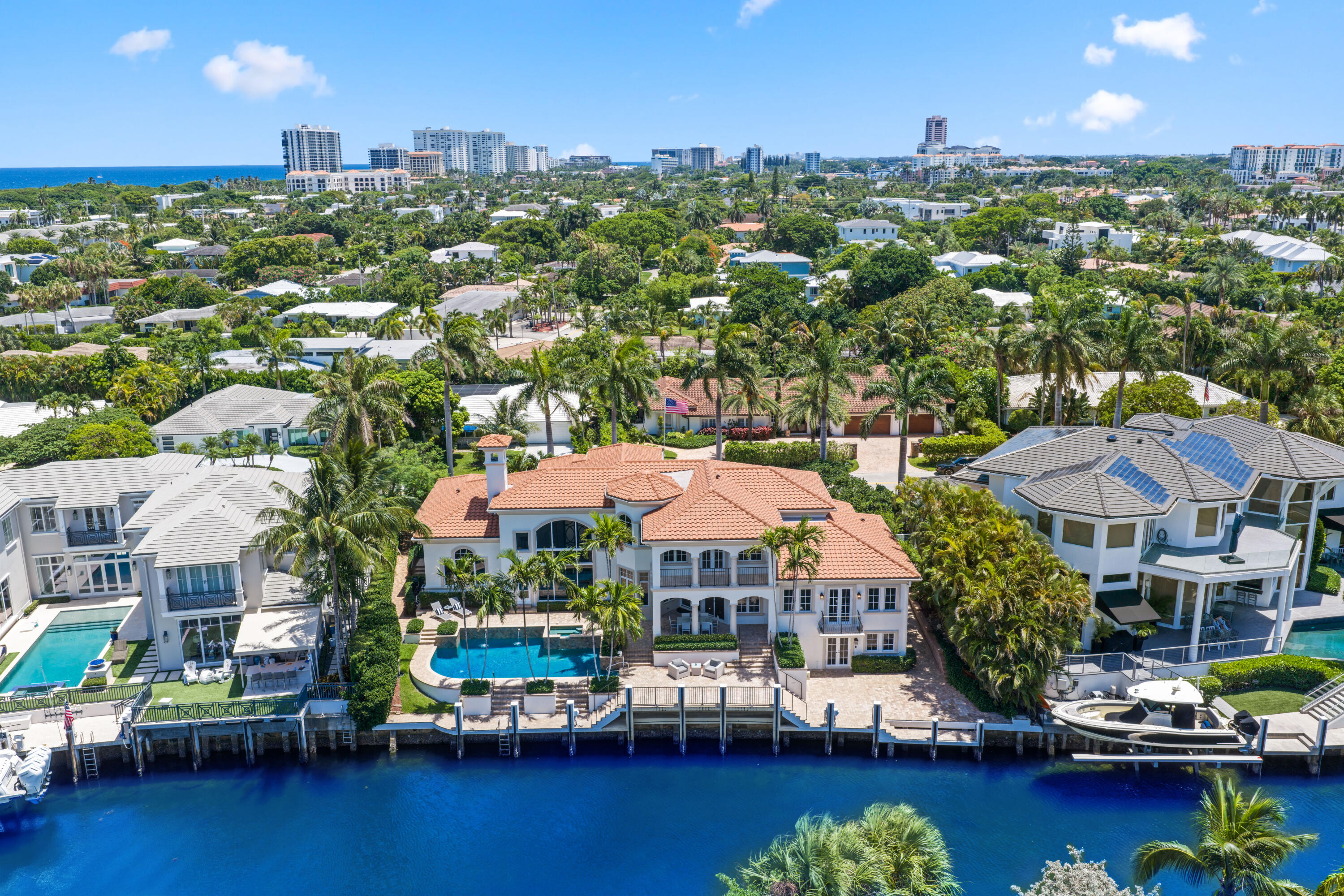 SUN AND SURF CLUB COMMUNITY - Residential