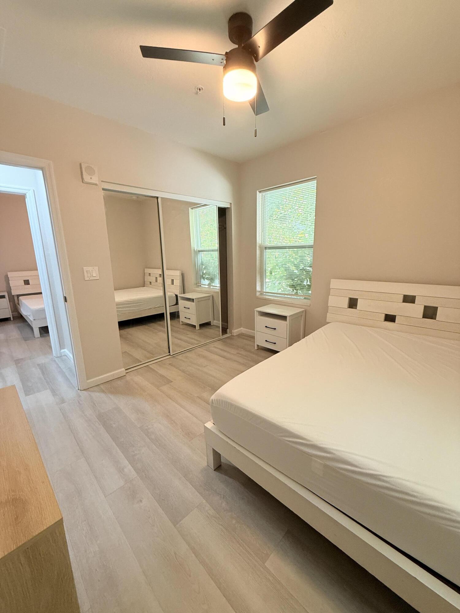 LAKE WORTH TOWN OF - Residential Lease