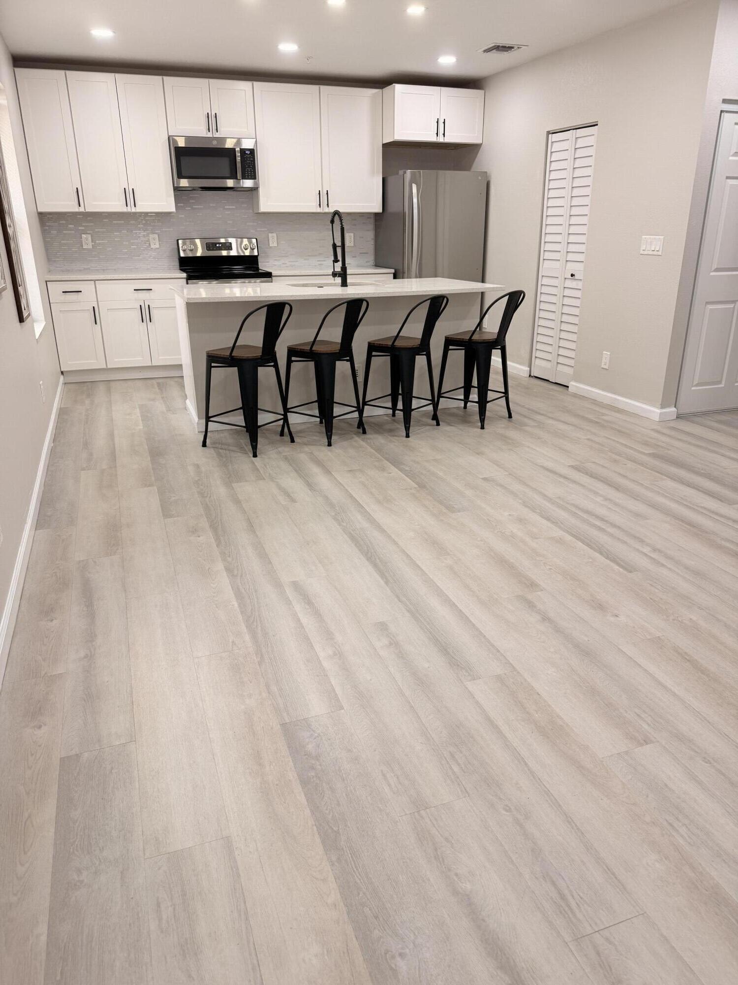 LAKE WORTH TOWN OF - Residential Lease