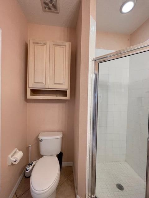 GOLF VILLAS II CONDOMINIUM - Residential Lease
