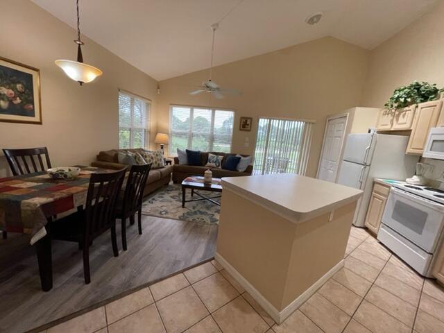 GOLF VILLAS II CONDOMINIUM - Residential Lease