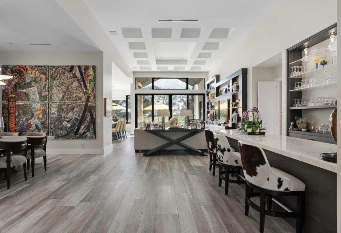 FRENCHMANS CREEK - Residential