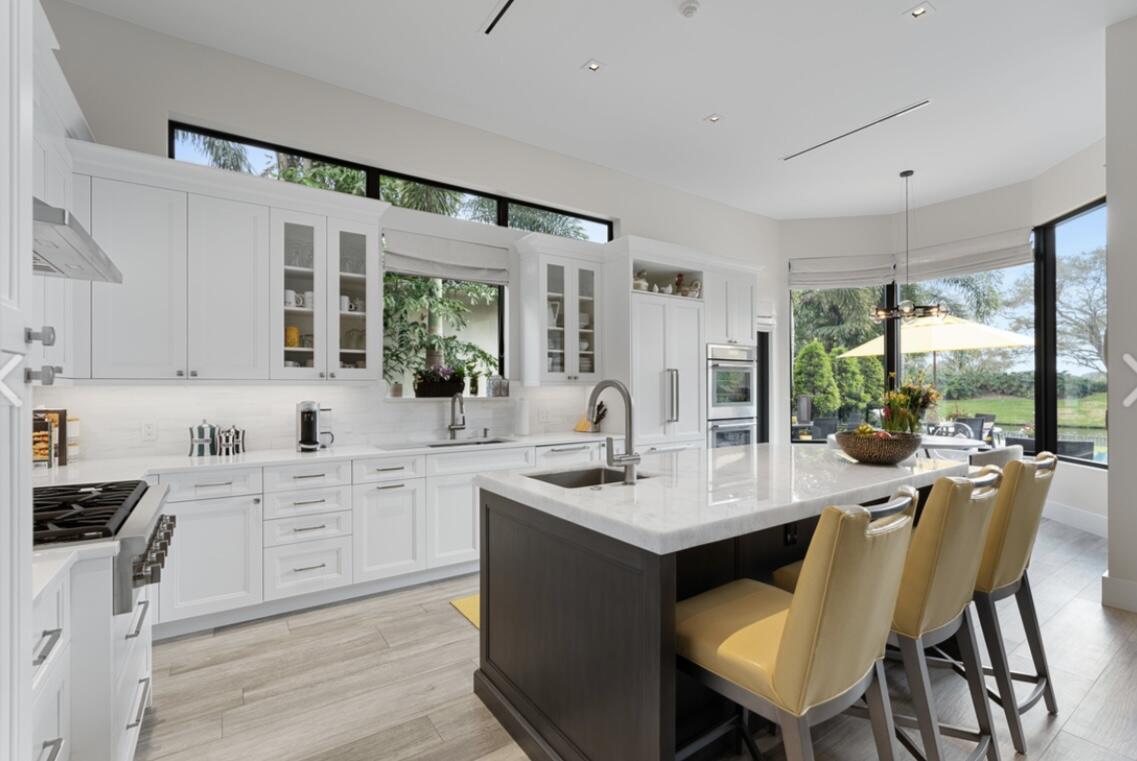 FRENCHMANS CREEK - Residential
