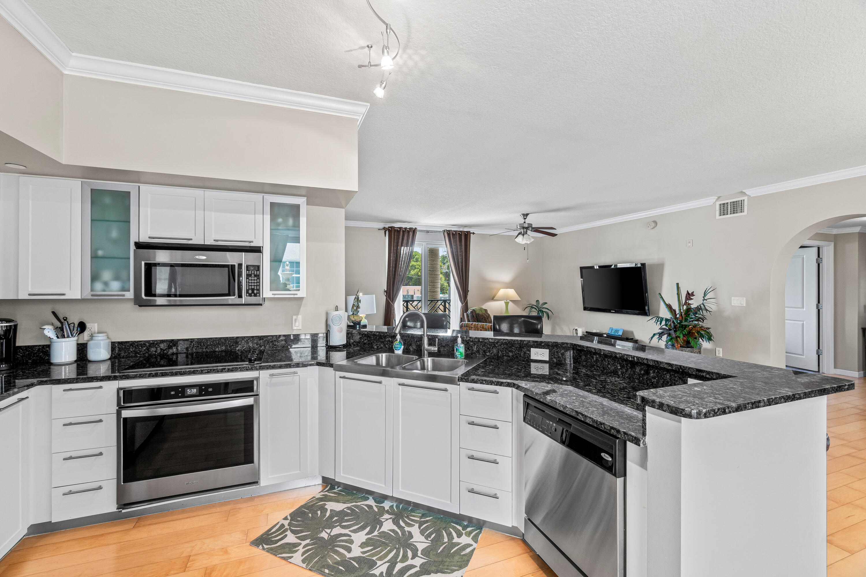 ASTOR CONDO - Residential Lease