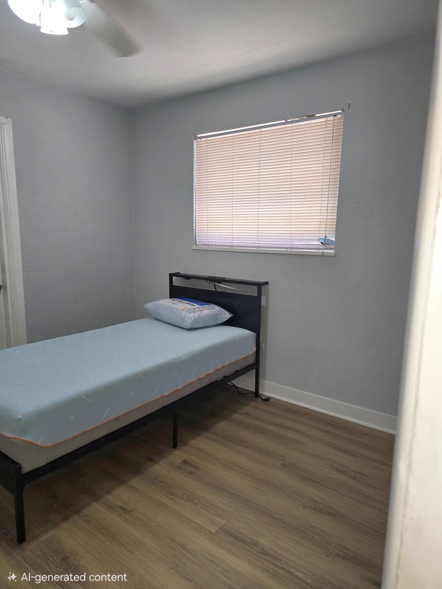 HOLLYWOOD - Residential