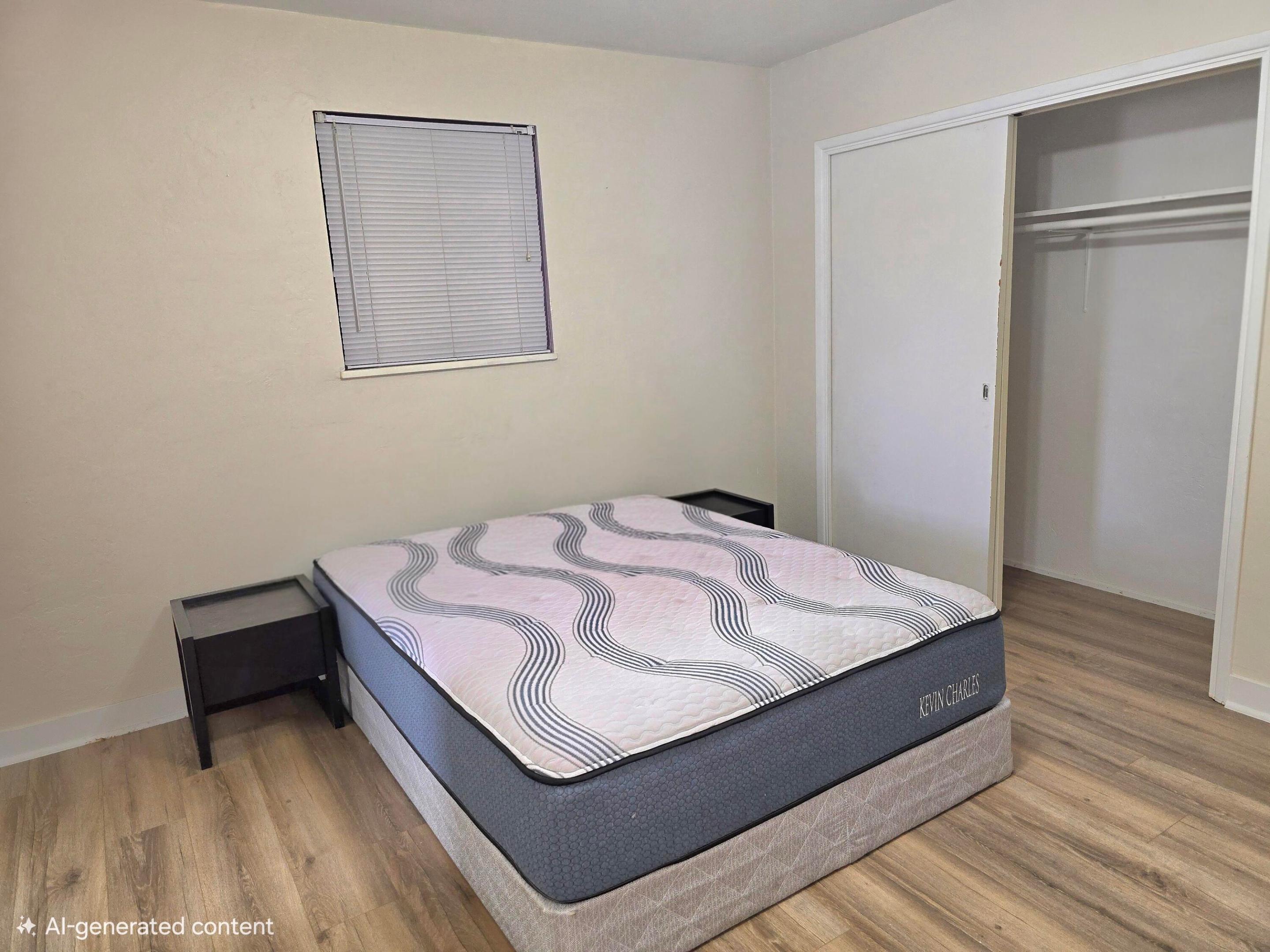 HOLLYWOOD - Residential