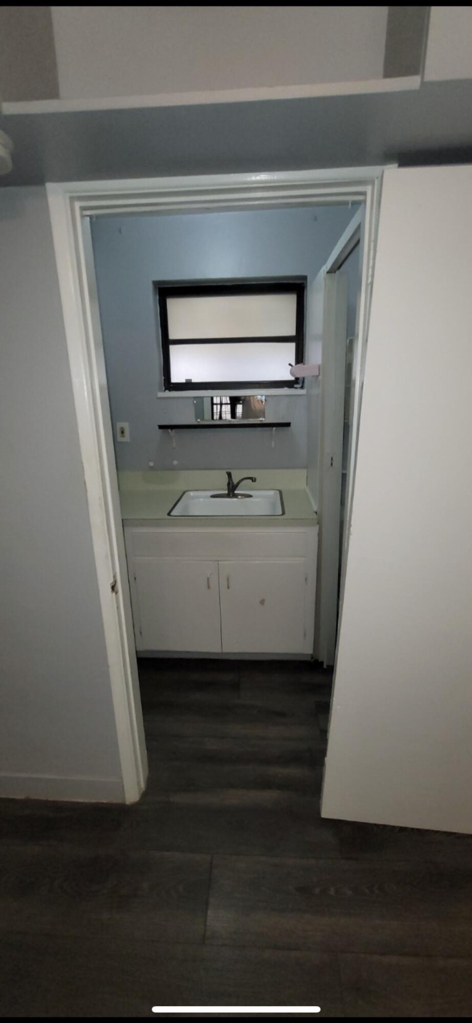 HOLLYWOOD - Residential