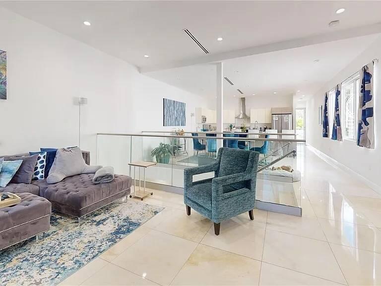 AUBURN HGTS - Residential
