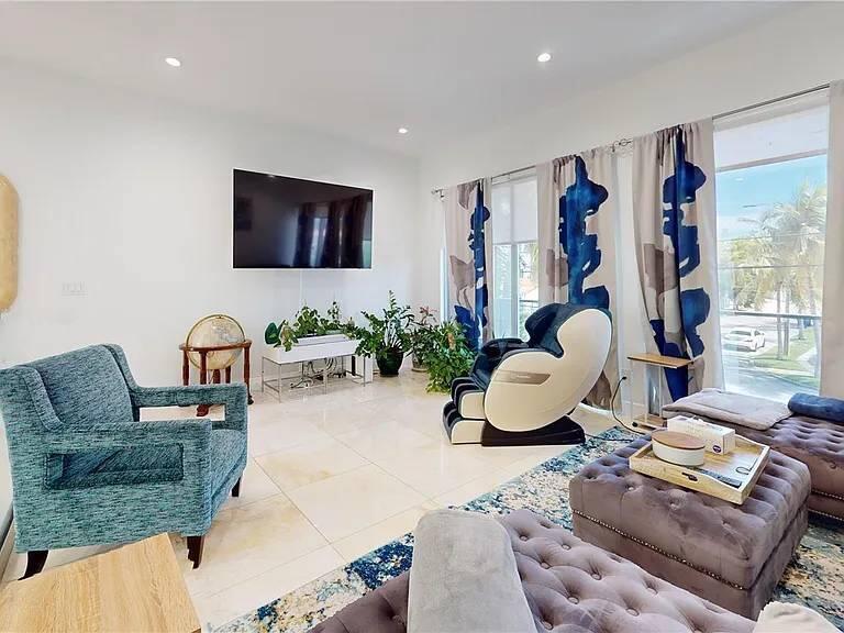 AUBURN HGTS - Residential