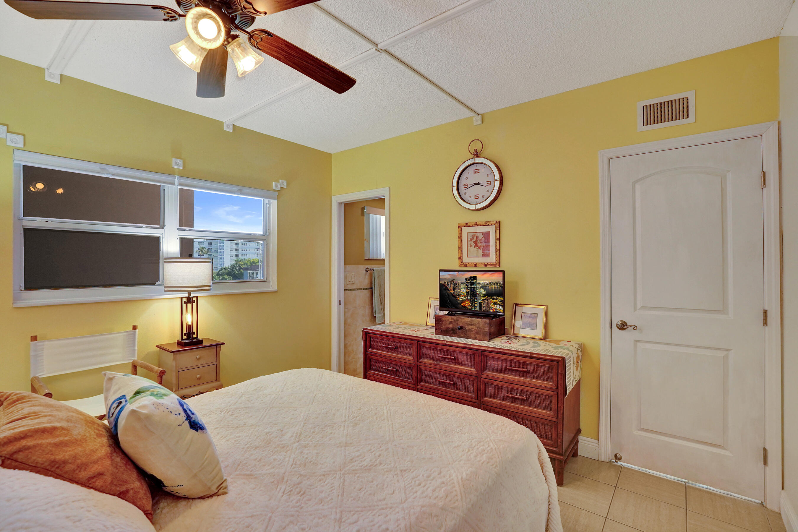 LEISURE GARDENS CONDO - Residential
