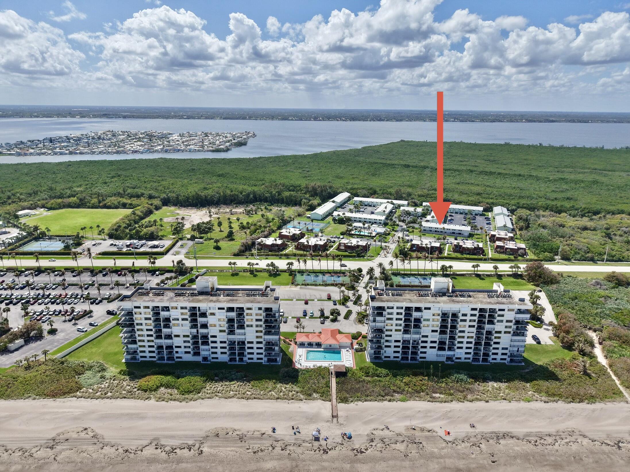 ISLAND VILLAGE PHASE II - Residential
