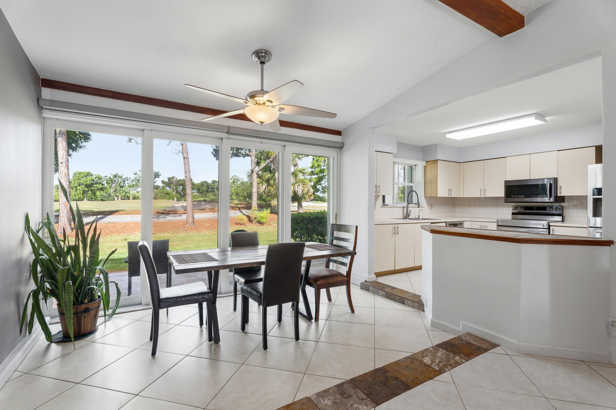 EAGLE LAKE - Residential