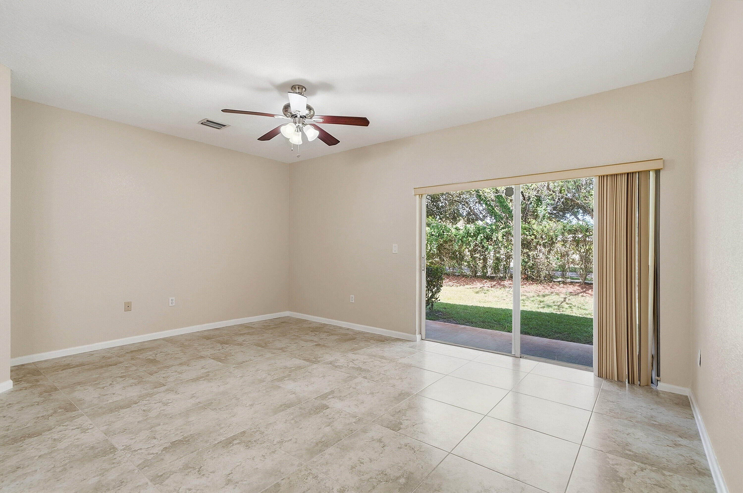 CATALINA PLACE - Residential
