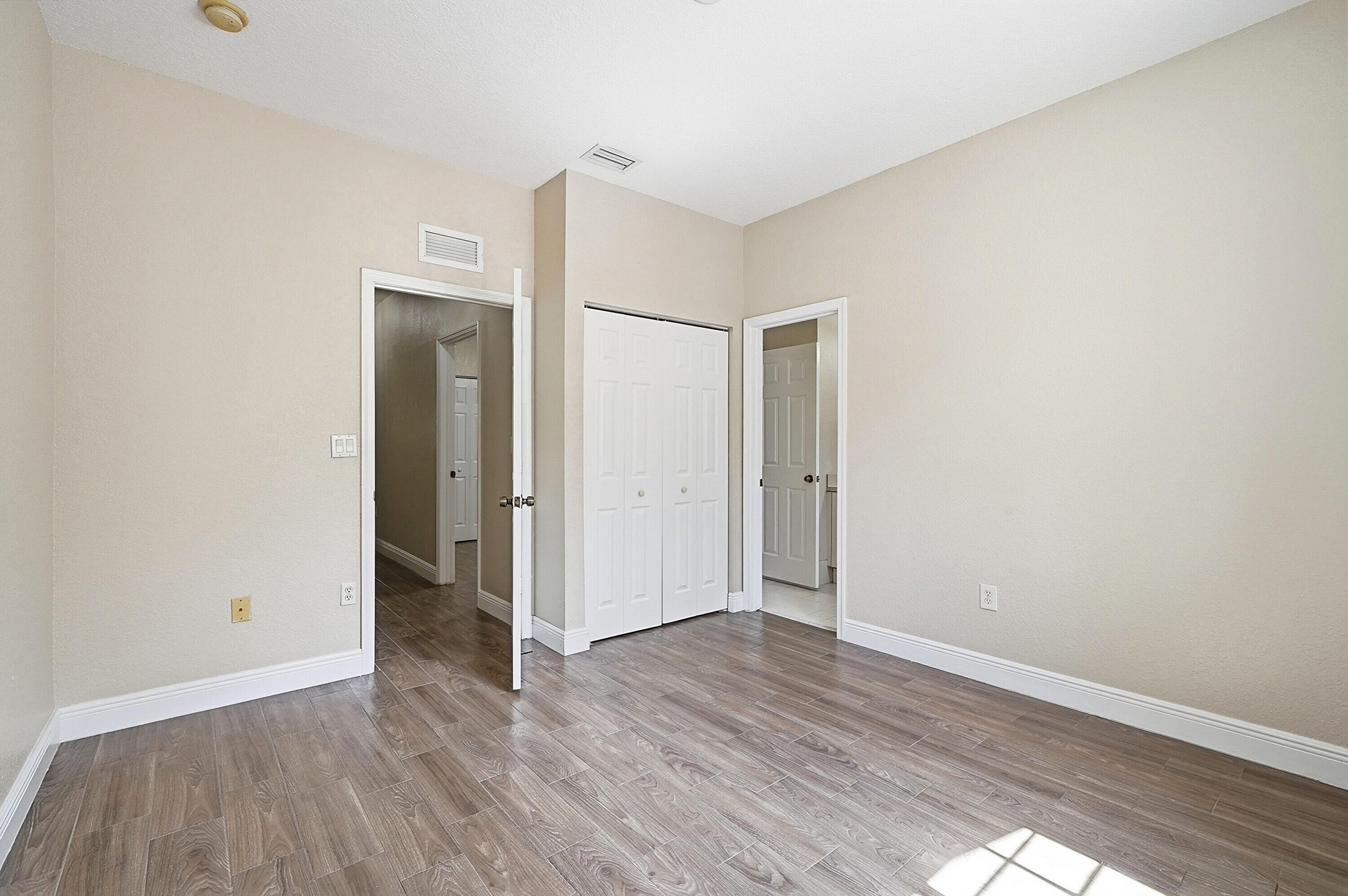 CATALINA PLACE - Residential