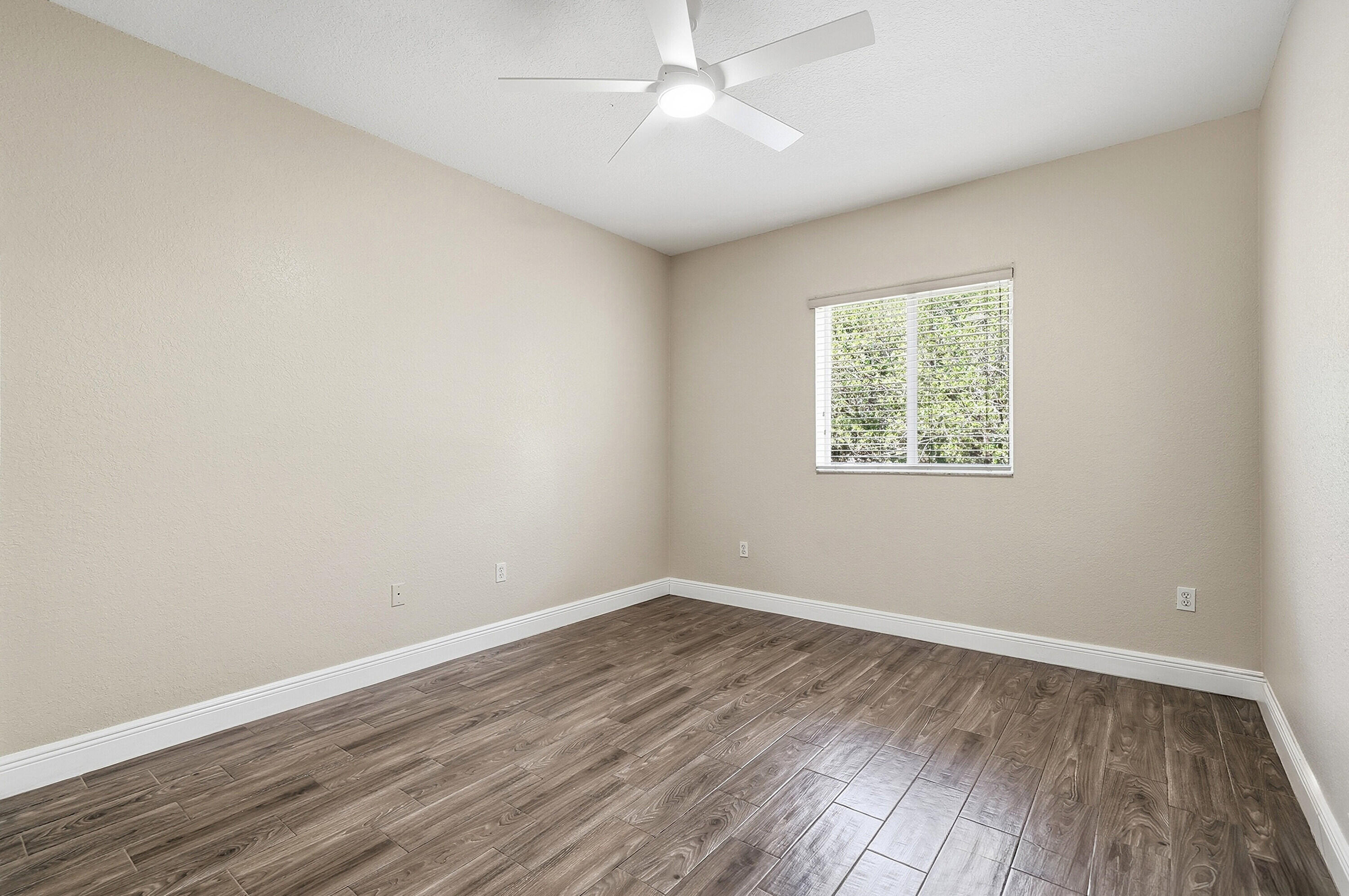 CATALINA PLACE - Residential