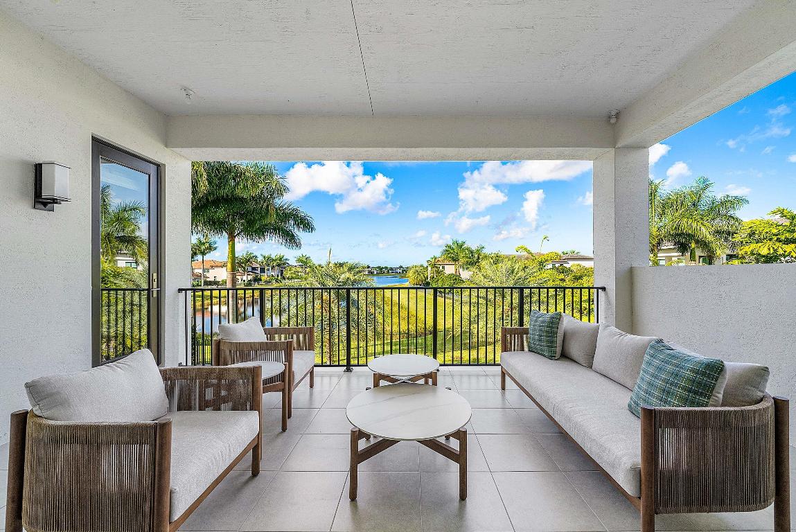 BOCA BRIDGES - Residential