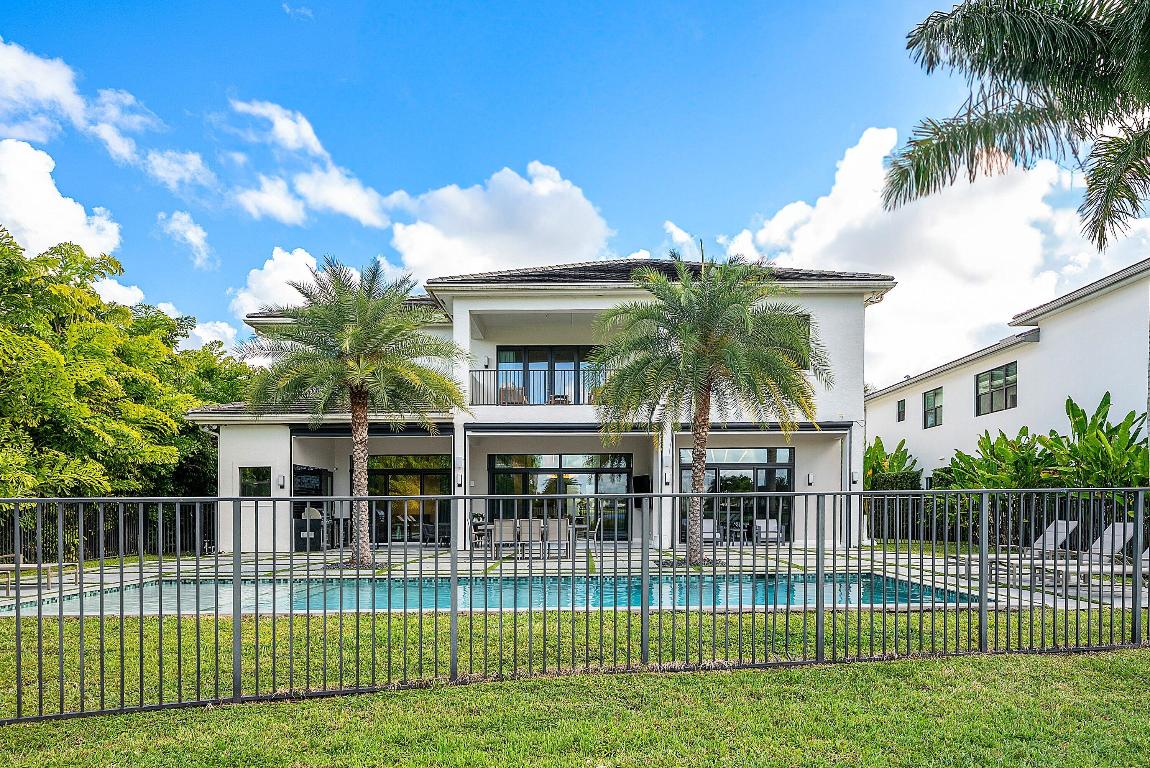 BOCA BRIDGES - Residential