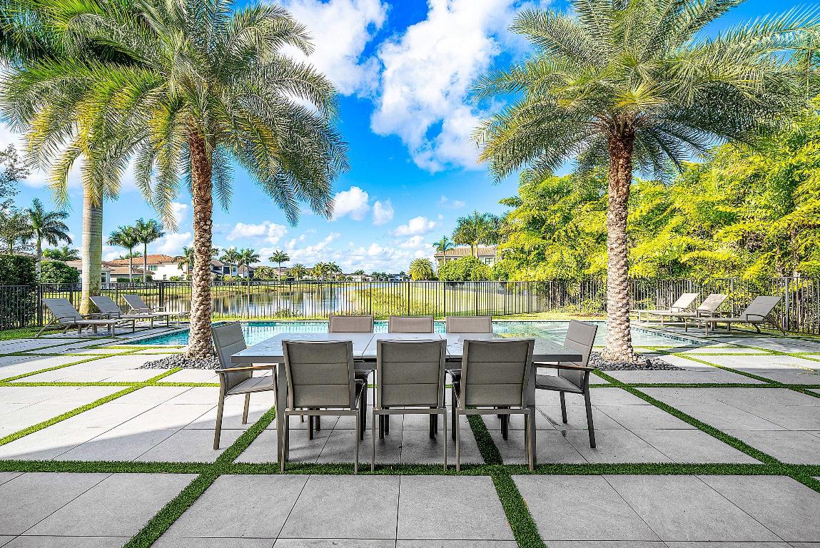 BOCA BRIDGES - Residential