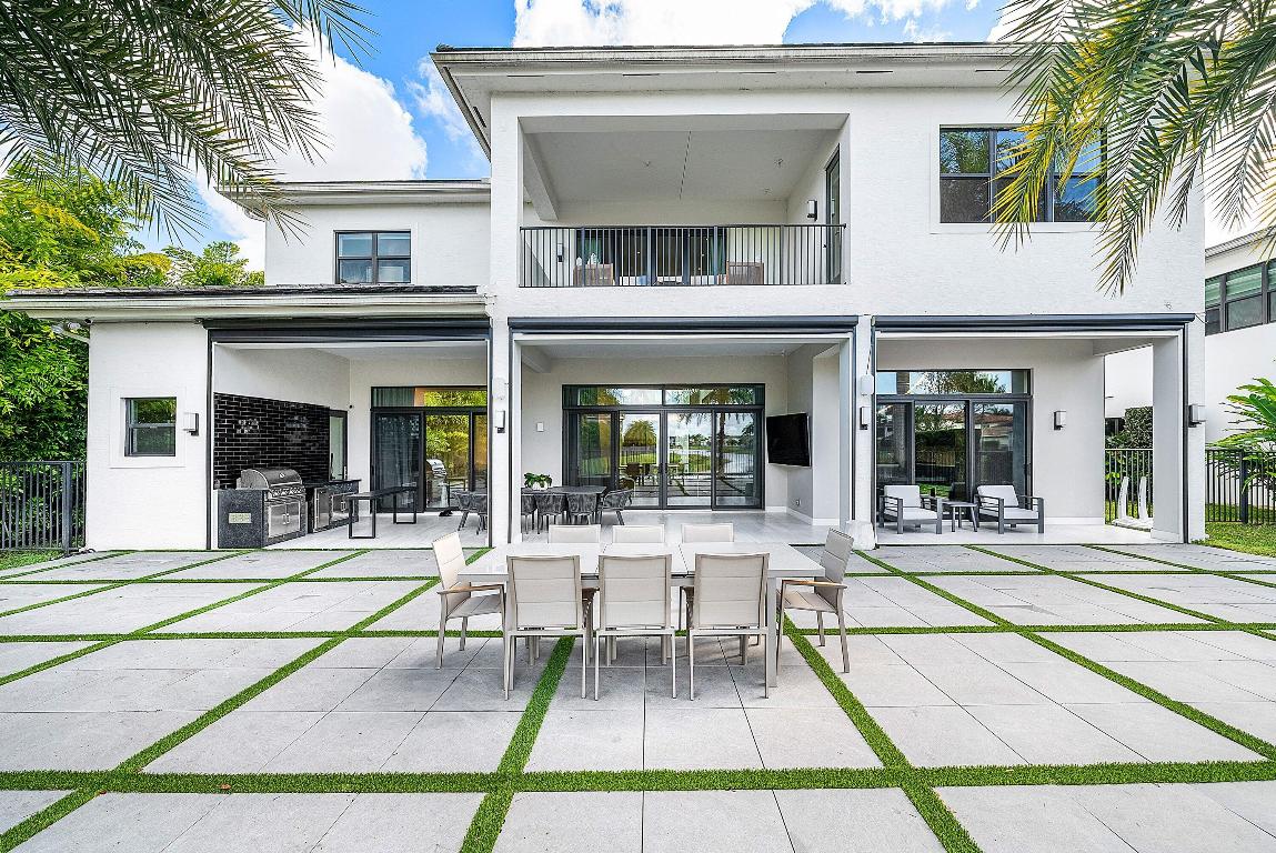 BOCA BRIDGES - Residential