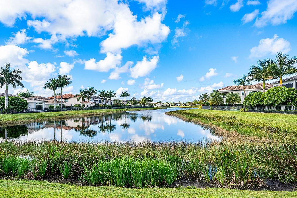 BOCA BRIDGES - Residential
