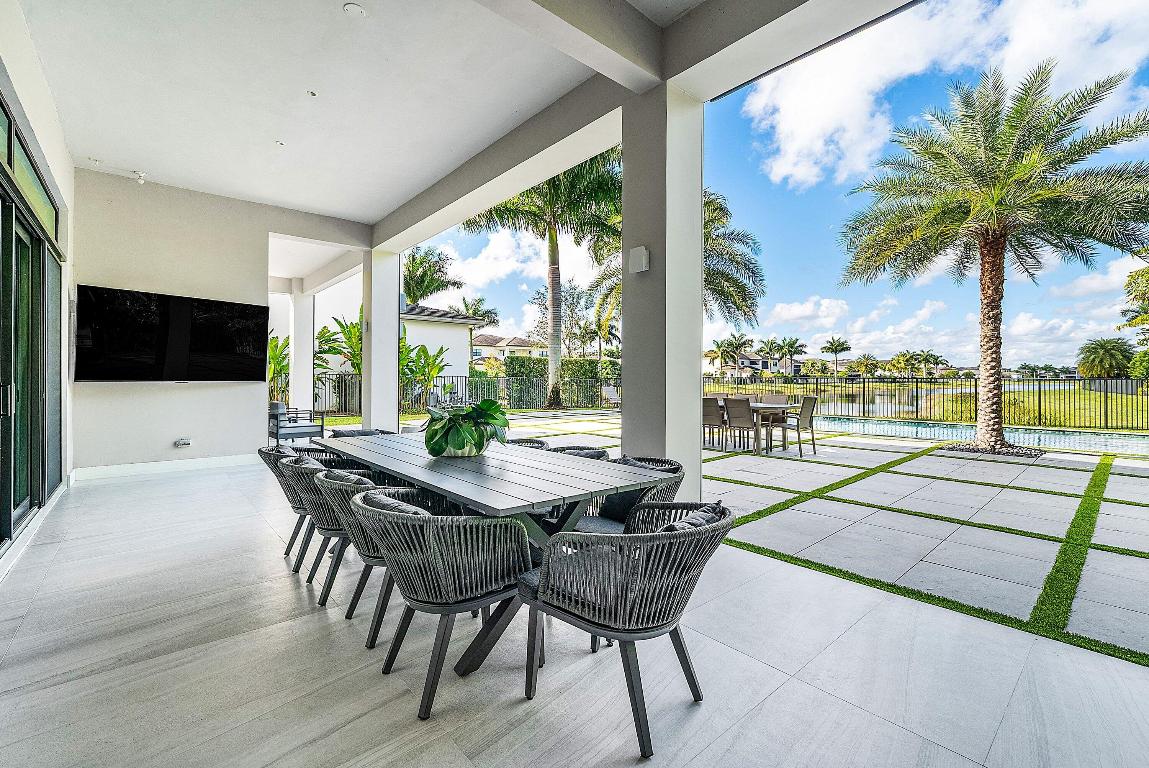 BOCA BRIDGES - Residential