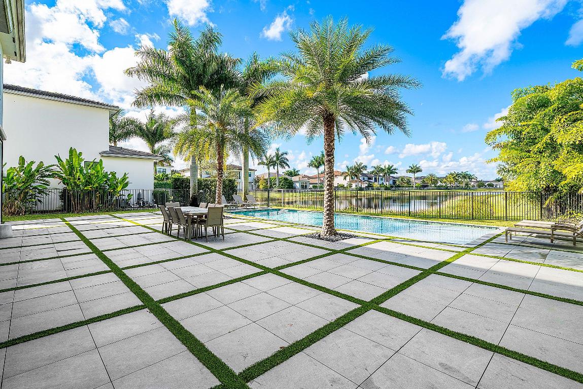 BOCA BRIDGES - Residential