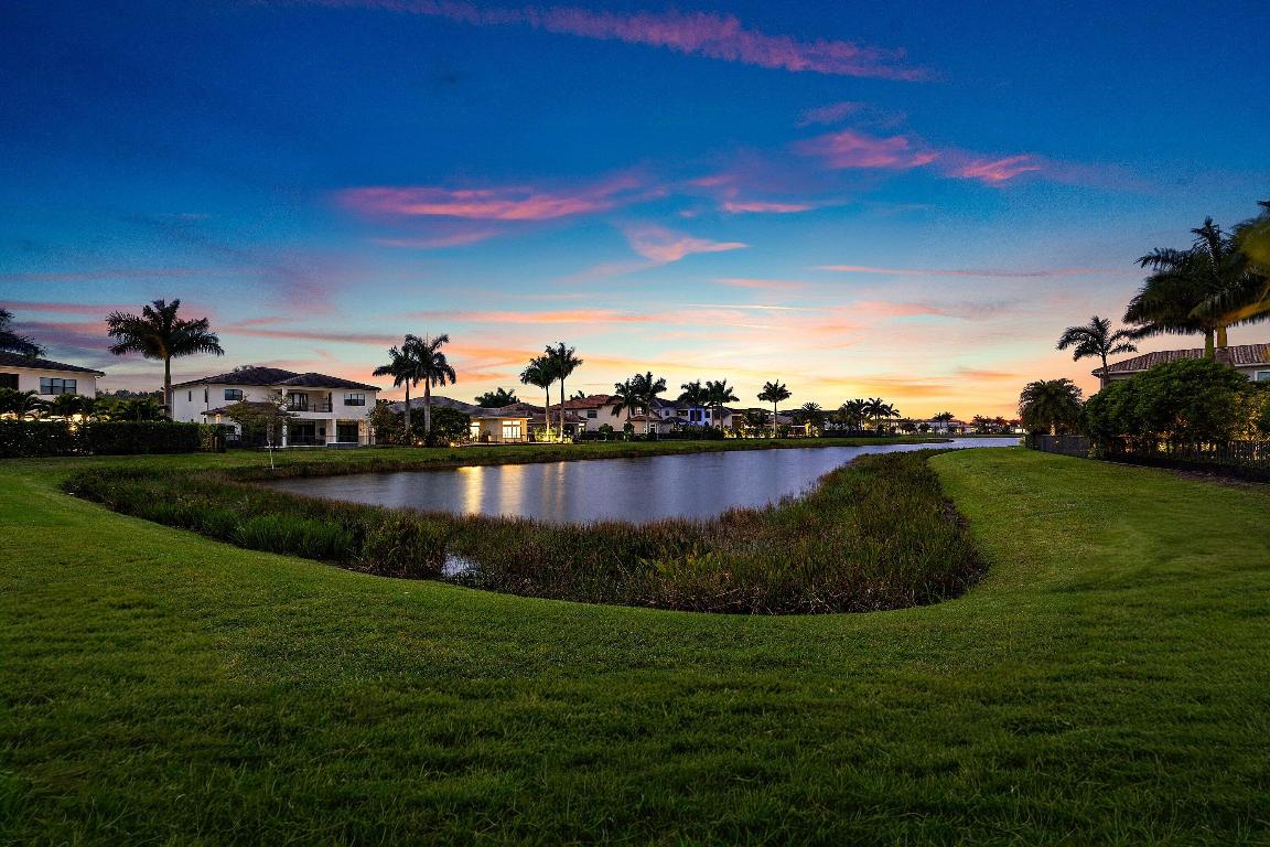 BOCA BRIDGES - Residential