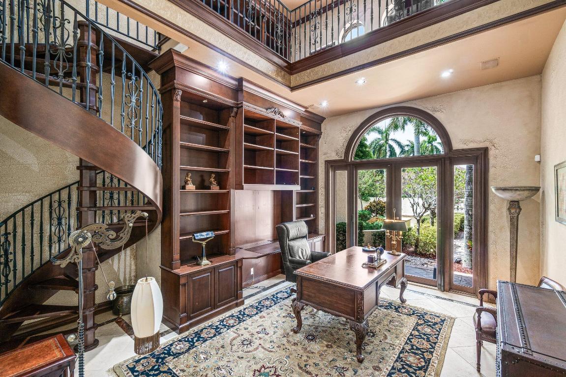 VINTAGE OAKS / POLO CLUB - Residential