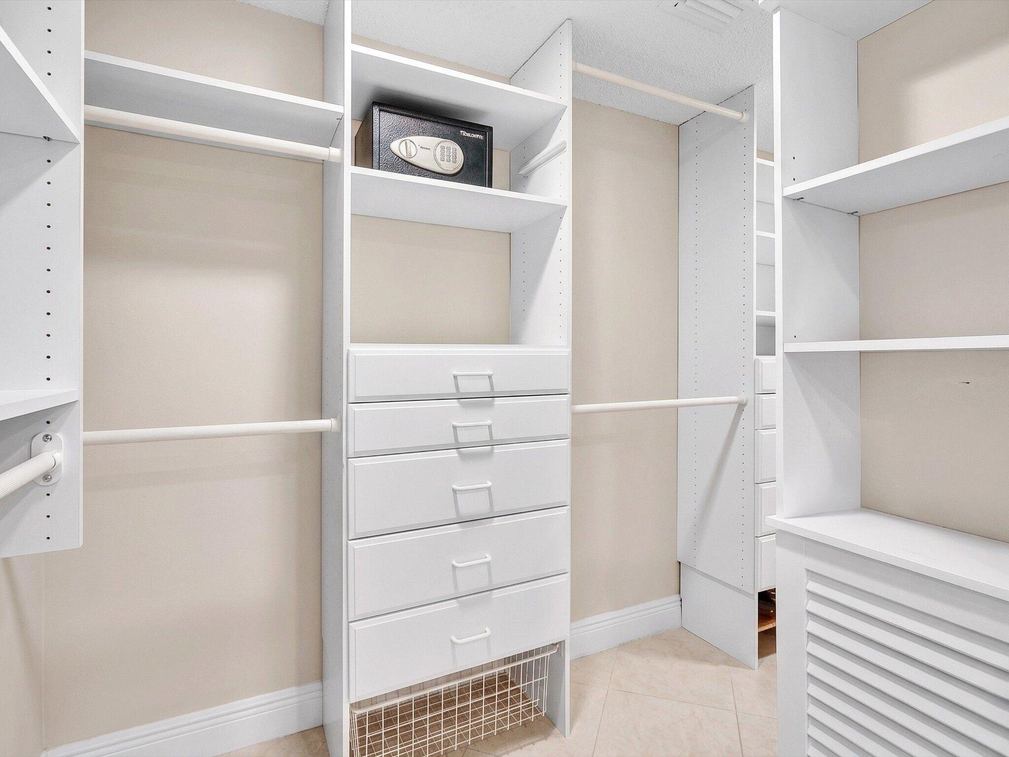 GLENEAGLES CONDO III - Residential